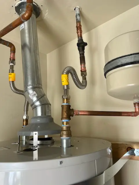 Water heater installation and plumbing repair in Frew Estates
